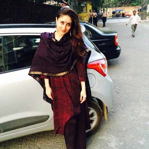 Soha Ali Khan mehendi: बॉलीवुड अभिनेत्री सोहा अली खान के मेंहदी रस्म समारोह में बेग़म करीना कपूर भी पहुंची। (स्रोत-करीना कपूर ट्विटर फैनपेज)