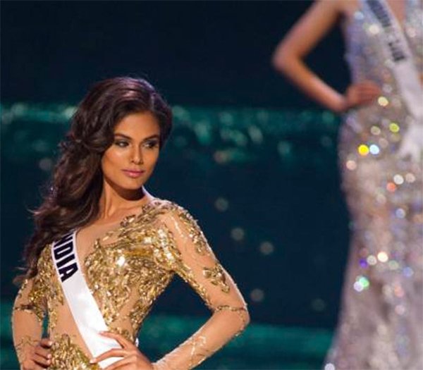 Miss Universe Pageant: फ़्लोरिडा स्थित मियामी में आयोजित 63वां मिस यूनिवर्स प्रतियोगिता के दौरान भारत का प्रतिनिधित्व करतीं नोयोनिता के मिस इंडिया 2014 की फाइल फ़ोटो। (स्रोत-रॉयटर्स)