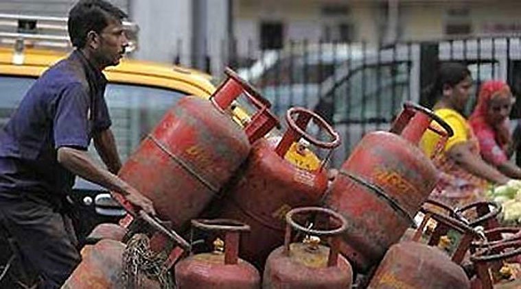 lpg, coking gas, lpg price cut, delhi lpg, lpg rate, india news