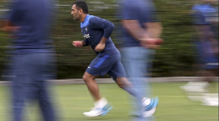 Mahendra Singh Dhoni, Virat Kohli, MS Dhoni, Kohli, Virat Kohli MS Dhoni, Dhoni Kohli, Kohli Dhoni, World Cup 2015, WC 2015, WC Dhoni, Dhoni WC, Dhoni World Cup, Kohli World Cup, Sports, Cricket, Sports news, Cricket News