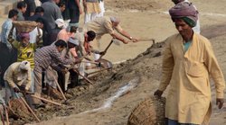 चिंतित सुप्रीम कोर्ट ने सरकार से पूछा ‘गंगा’ का हाल