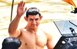 क्या भूत देख रहें आमिर खान की ‘PK’, बॉक्स ऑफिस कलेक्शन पर उठे सवाल