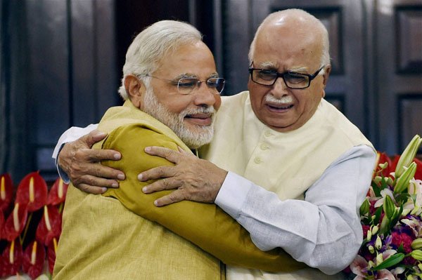 इससे पहले सरकार ने 25 दिसंबर को घोषणा की थी कि पूर्व प्रधानमंत्री अटल बिहारी वाजपेयी को देश के सर्वोच्च नागरिक सम्मान भारत रत्न दिया जाएगा। (फोटो: भाषा)