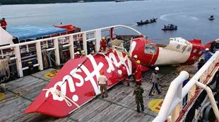 AirAsia, AirAsia Flight, AirAsia Black Box