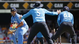 भारत बनाम इंग्लैंड,ब्रिस्बेन वनडे,महेंद्र सिंह धोनी,India vs England,MS Dhoni