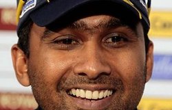 महेला जयवर्धने शतक से चुके, न्यूजीलैंड ने श्रीलंका को 4 विकेट से दी मात