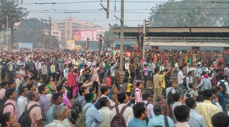Mumbai local, Mumbai train, Mumbai protest, Mumbai central line, Mumbai train disruption, technical glitch, Mumbai news, India news Mumbai local, Mumbai train, Mumbai protest, Mumbai central line, Mumbai train disruption, technical glitch, Mumbai news, India news