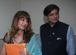 सुनंदा केस: शशि थरूर के घरेलू सहायक से SIT ने की पूछताछ