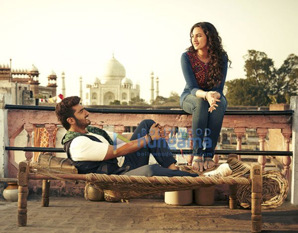 शर्मा ने कहा, ''सोनाक्षी और अर्जुन मुझे बोनी सर से उपहार के रूप में मिले। मैं बहुत खुश हूं कि मुझे अभिनेता, अभिनेत्रियों के पीछे नहीं भागना पड़ा।'' (फोटो: बॉलीवुड हंगामा)