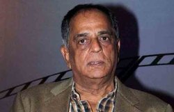 सेंसर बोर्ड ने आपत्तिजनक शब्दों पर अपने प्रतिबंध पर रोके कदम