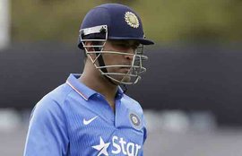 MS Dhoni, Team India, Suresh Raina, Dhoni Defend Raina, Short Pith Balls, ICC CWC 2015