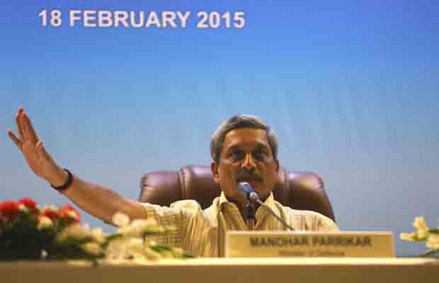 Manohar Parrikar, Parrikar Pak Boat, Parrikar Coast Guard, B K Loshali