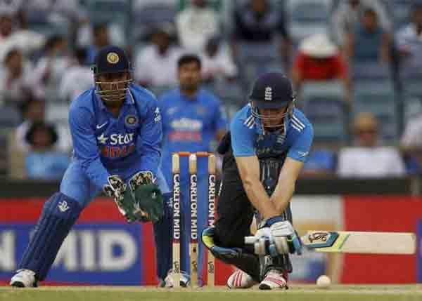 ICC World Cup: जॉस बटलर (इंग्लैंड): बल्लेबाज़ी क्रम में नंबर सात पर आने वाला यह बल्लेबाज़ इंग्लैंड के लिए मैच जिताऊ खिलाड़ी साबित हो सकता है। (स्रोत-एपी)