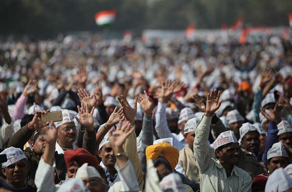 केजरीवाल ने कहा, 'दिल्ली चुनाव के बाद हमारे कुछ लोग कह रहे हैं कि हम यहां का चुनाव लड़ेंगे, वहां का चुनाव लड़ेंगे। मुझे इसमें अहंकार नजर आ रहा है। यह ठीक नहीं है।' (फोटो: रवि कनोजिया)