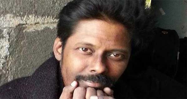 फिल्म 'फुकरे' में अशरफ का शराबी वाला किरदार लोगों ने खूब पसंद किया था। इस फिल्म में उनके पास पैसा तो बहुत था लेकिन वह सडकों पर भिखारियों की तरह जिंदगी जीने वाले व्यक्ति की भूमिका निभाते नज़र आए थे।