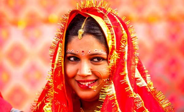 शरत कटारिया निर्देशित ‘दम लगाके हइशा’ 27 फरवरी को रिलीज हो रही है। इससे भूमि पेदनेकर अपने फिल्मी करियर की शुरुआत कर रही हैं। (फोटो: बॉलीवुड हंगामा)