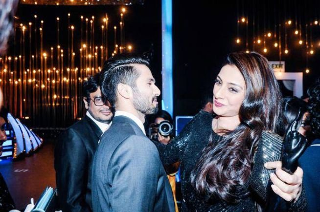 'फिल्म फेयर अवॉर्ड 2015': अपनी ऑन-स्क्रीन 'मां' तब्बू के साथ शाहिद कपूर
