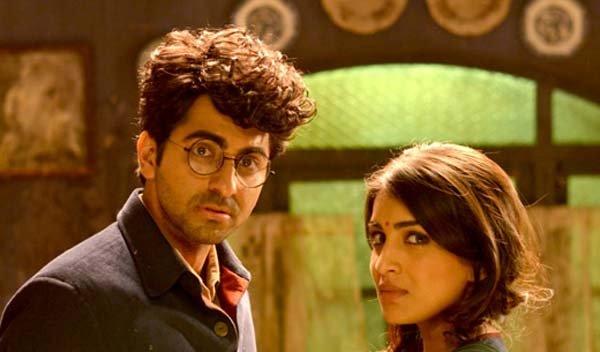 राज्य शासन के वाणिज्यिक कर एवं संस्कृति विभाग के प्रमुख सचिव मनोज श्रीवास्तव ने बताया कि हमने इस फिल्म को मध्यप्रदेश में मनोरंजन कर से मुक्त रखने का फैसला लिया है। उन्होंने कहा कि फिल्म के निर्माताओं ने इसे राज्य में मनोरंजन कर से मुक्त करने का आवेदन किया था और हमने उसे कर मुक्त करने का निर्णय लिया है। (फोटो: बॉलीवुड हंगामा)