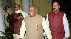 शिवसेना का यह कैसा बयान: जीतनराम मांझी को कहा ‘कमीशनखोर सीएम’
