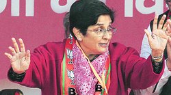 क्या दिल्ली चुनावों में टूट रहा भाजपा का ‘परिवार’!
