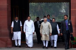 Anna Hazare, Land Acquisition Bill, Jantar Mantar, Palwal, BJP, Land law, Narendra Modi