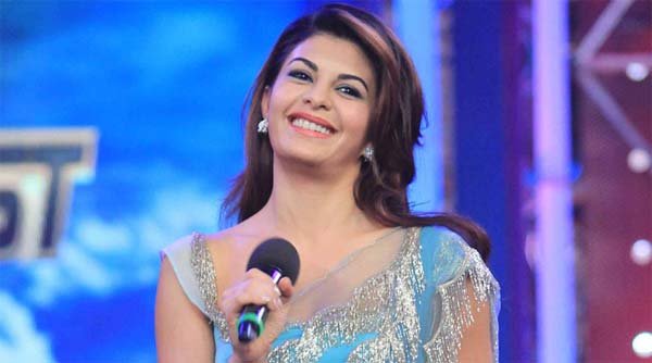 जैकलीन ने कहा कि मेरे पास वेलेंटाइन्स डे के लिए कोई योजना नहीं है। मेरा कहने का मतलब है कि कोई रोमांटिक योजाना नहीं है क्योंकि मैं 'रॉय' के प्रीमियर में जा रही हूं। मुझे लगता है मेरे लिए वेलेंटाइन्स डे मनाने का यह सबसे अच्छा तरीका होगा। (फोटो: बॉलीवुड हंगामा)