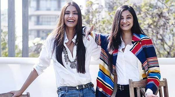 जी हां, सोनम कपूर जल्द ही अपनी बहन रिया कपूर के साथ मिलकर फैशन ब्रैंड ‘रेसन’ लॉन्च करने जा रही हैं। (फोटो: बॉलीवुड हंगामा)