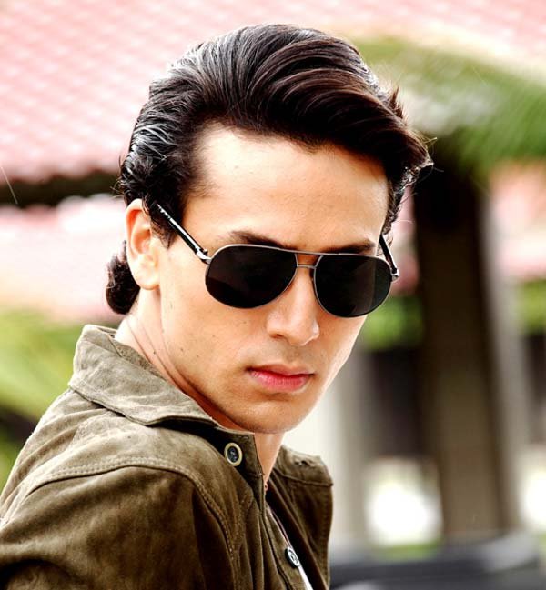 'हीरोपंती' की सफलता के बाद टाइगर श्रॉफ को कई निर्माता अपनी फिल्मों में लेना चाहते हैं। (फोटो: बॉलीवुड हंगामा)