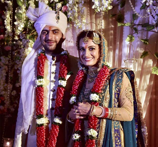 यूनिवर्सिटी तक पढ़ी हुई अविवाहित महिलाओं की तादाद में सबसे ज्यादा इजाफा होगा। अध्ययन मॉडल में यह भी दिखाया गया है कि कम शिक्षित अविवाहित पुरुषों की तादाद में भी बढ़ोतरी होगी। (एक्सप्रेस फोटो)