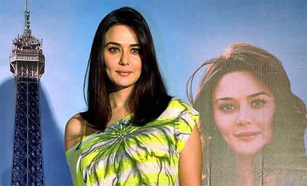 Preity Zinta, Abhishek Bachchan, Boman Irani, Arjun Rampal, Bollywood Congrats Australia, Australia World Cup, ICC World Cup 2015
