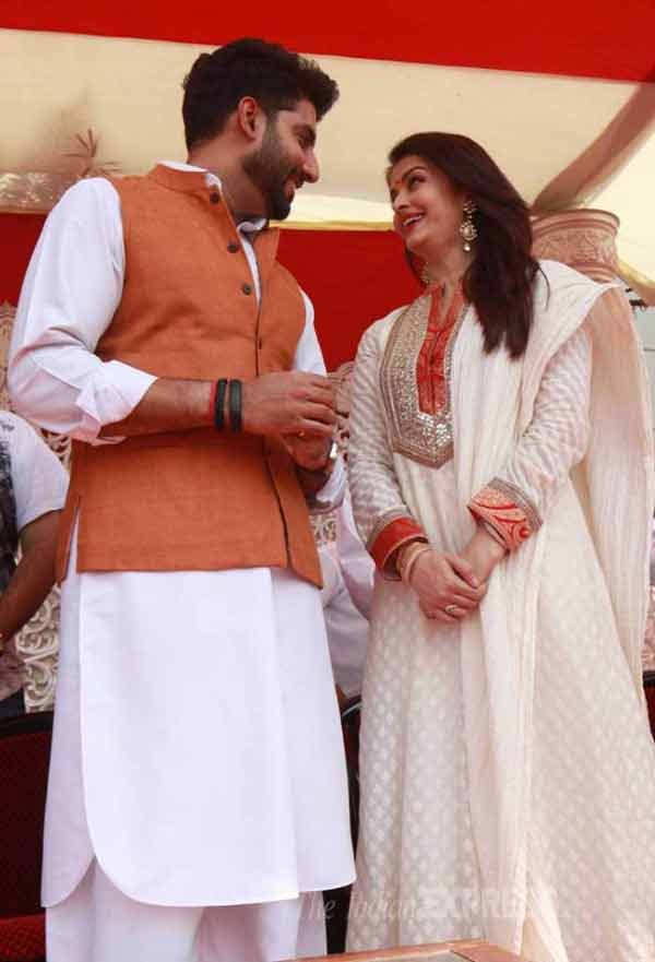 aishwarya rai bachchan, aishwarya rai, abhishek bachchan, aishwarya abhishek, aishwarya gudhi padwa, aishwarya rai gudhi padwa, aishwarya rai gudhi padwa abhishek, gudhi padwa, aishwarya rai pictures