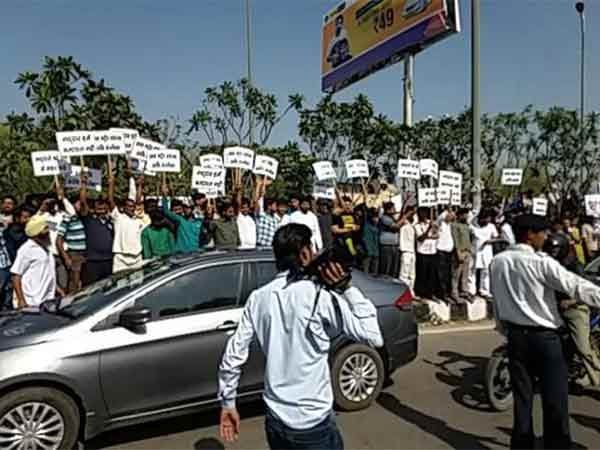 aap, aap battle, aap nationa council meeting, aap news, aap meeting, aap yogendra yadav, arvind kejriwal, prashant bhushan, delhi news, india news