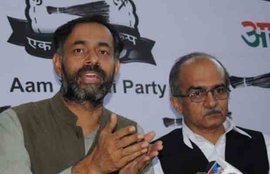 aap, prashant bhusan, yogendra yadav, arvind kejriwal, delhi, cm
