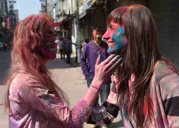 Holi, Holi Festival, Holi Celebrations, Pushkar, Foreigners Holi, Holi In India, होली, होली उत्सव