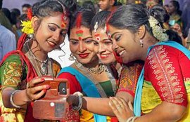 Holi, Holi Festival, Holi Celebrations, Pushkar, Foreigners Holi, Holi In India, होली, होली उत्सव