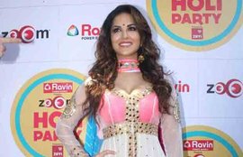 holi, sunny leone, sunny leone holi, poonam pandey, ravi dubey, rithvik dhanjani, sargun mehta, asha negi, deepshikha, sreejita dey, payal rohatgi, rakhi sawant