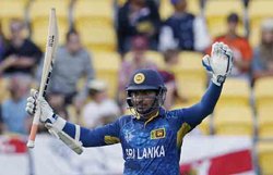 जीत के बाद बोले संगकारा, अब भी बल्लेबाज़ी का आनंद ले रहा हूं