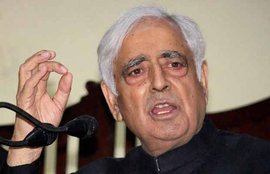 Srinagar, Jammu and Kashmir Chief Minister, Mufti Mohammad Sayeed, Hizbul Mujahideen militants, encounter, PDP leader, Pak flag hoisted on J&K CM's ancestral house श्रीनगर