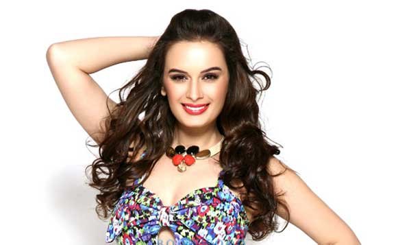 'कुछ कुछ लोचा है' में मेरी भूमिका ने मुझे अदाकारी करने का काफी मौका दिया और मेरे निर्देशक देवांग ढोलकिया ने मुझे प्रयोग करने की इजाजत दी है।" (फोटो: बॉलीवुड हंगामा)