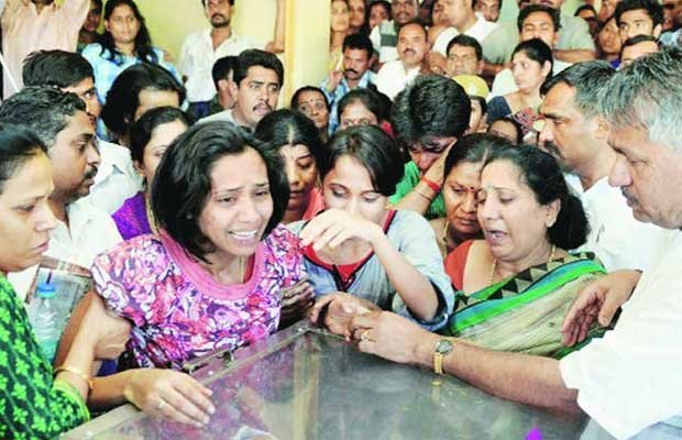 IAS DK Ravi, Karnataka, CBI, IAS officer DK Ravi death, Karnataka government, CBI enquiry in IAS officer DK Ravi death case