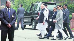 कालेधन पर केंद्र की किरकिरी