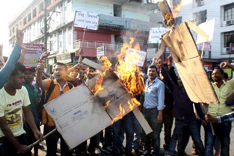 lynched, lynch mob, nagaland news, nagaland, rape, rape accused, rapist, mob, dimapur, assault, sexual abuse"