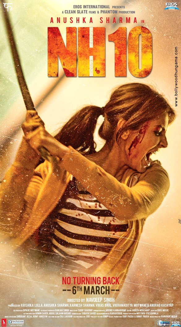 फिल्म ‘एनएच 10’ समाज की कुछ कड़वी सच्चाइयों पर रोशनी डालती है। मसलन छोटे शहरों में औरतों की तरफ छोटी सोच, लोकल पुलिस की लापरवाही और दूसरे जगहों से आए लोगों की लाचारी और बेबसी का फायदा लोग कैसे उठाते है। (फोटो: बॉलीवुड हंगामा)