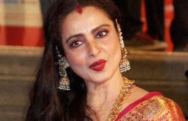रेखा राज्यसभा पहुंची, सबका ध्यान आकर्षित किया, Actress Rekha arrived Rajyasabha, drew attention parliament
