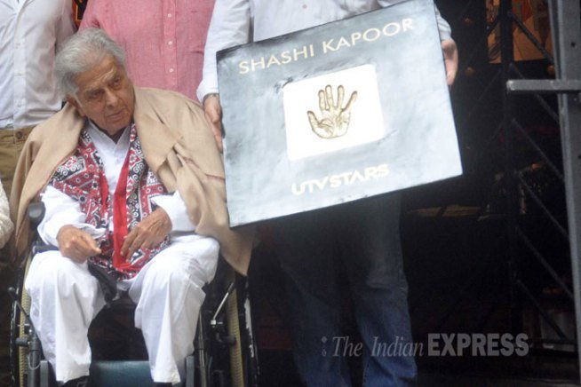 साल 2014 के दादा साहेब फाल्के पुरस्कार के लिए सौ से अधिक फिल्मों में अभिनय कर चुके जाने-माने अभिनेता शशि कपूर को चुना गया है।