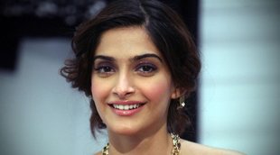 sonam kapoor, sonam kapor swine flu, sonam kapoor discharged, sonam kapoor mumbai hospital, sonam kapoor salman khan, salman khan, prem ratan dhan payo, salman khan swine flu