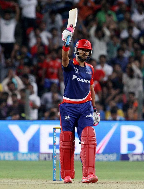 Yuvraj Singh, Yuvraj Singh Fifty, Yuvraj Singh Six, Yuvraj Singh 50, Virender Sehwag, Virender Sehwag Six, Virender Sehwag 47, KXIP vs DD, KXIP vs DD Live, KXIP vs DD Score, Kings XI Punjab, Delhi Daredevils, Punjab vs Delhi, IPL T20, IPL 8, IPL News