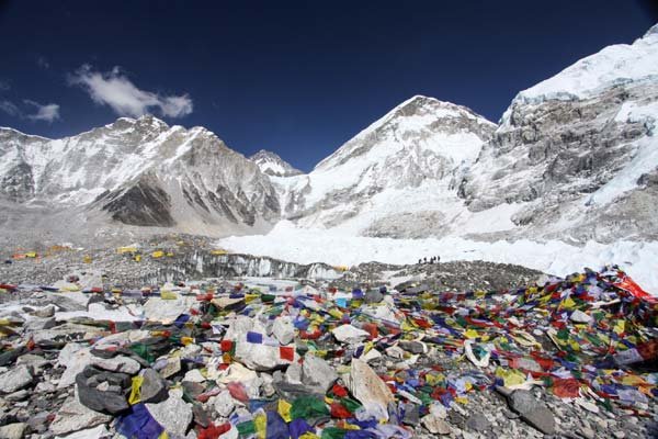 Mount Everest, Mount Everest Avalanches, 18 Mountaineers Died, Mount Everest Nepal, Temblor Mount Everest, Sagarmāthā, Nepal Temblor, Temblor In Nepal, Nepal Earthquake, Nepal News