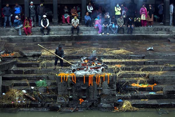 Nepal Earthquake, Pashupatinath Pyres, Nepal Earthquake Pyres, Earthquake Pyres, Pyres in Nepal, Nepal News
