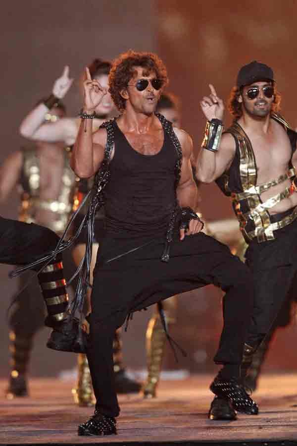 IPL 2015 Opening Ceremony, IPL 8 Opening Ceremony, Hrithik Roshan, Anushka Sharma, Shahid Kapoor, IPL Opening Ceremony, IPL Opening Night, Salt Lake Stadium, Kolkata